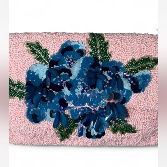 NWT Baby Pink Blue Hydrangea Floral Beaded Shoulder Bag Made in India - Picture 3 of 3